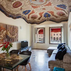  Appartement Urbanicooh Paracelso - Piazza Maggiore View
