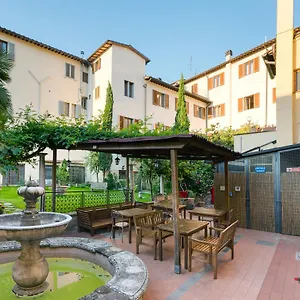 Hostel Archi Rossi Italië